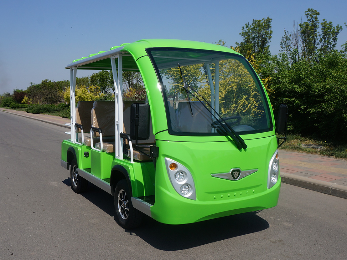 Electric sightseeing car driving skills